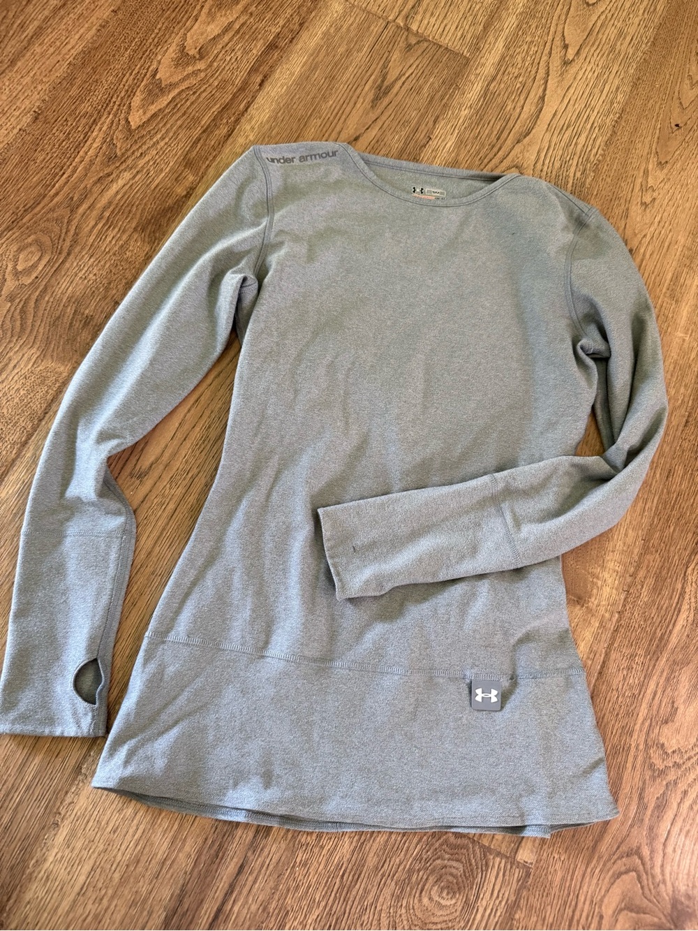 Under Armour women’s long sleeve shirt
